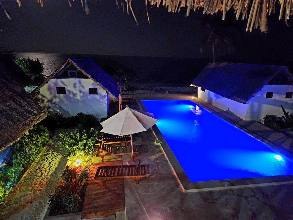 Almas Beach Boutique Hotel Makunduchi Экстерьер фото