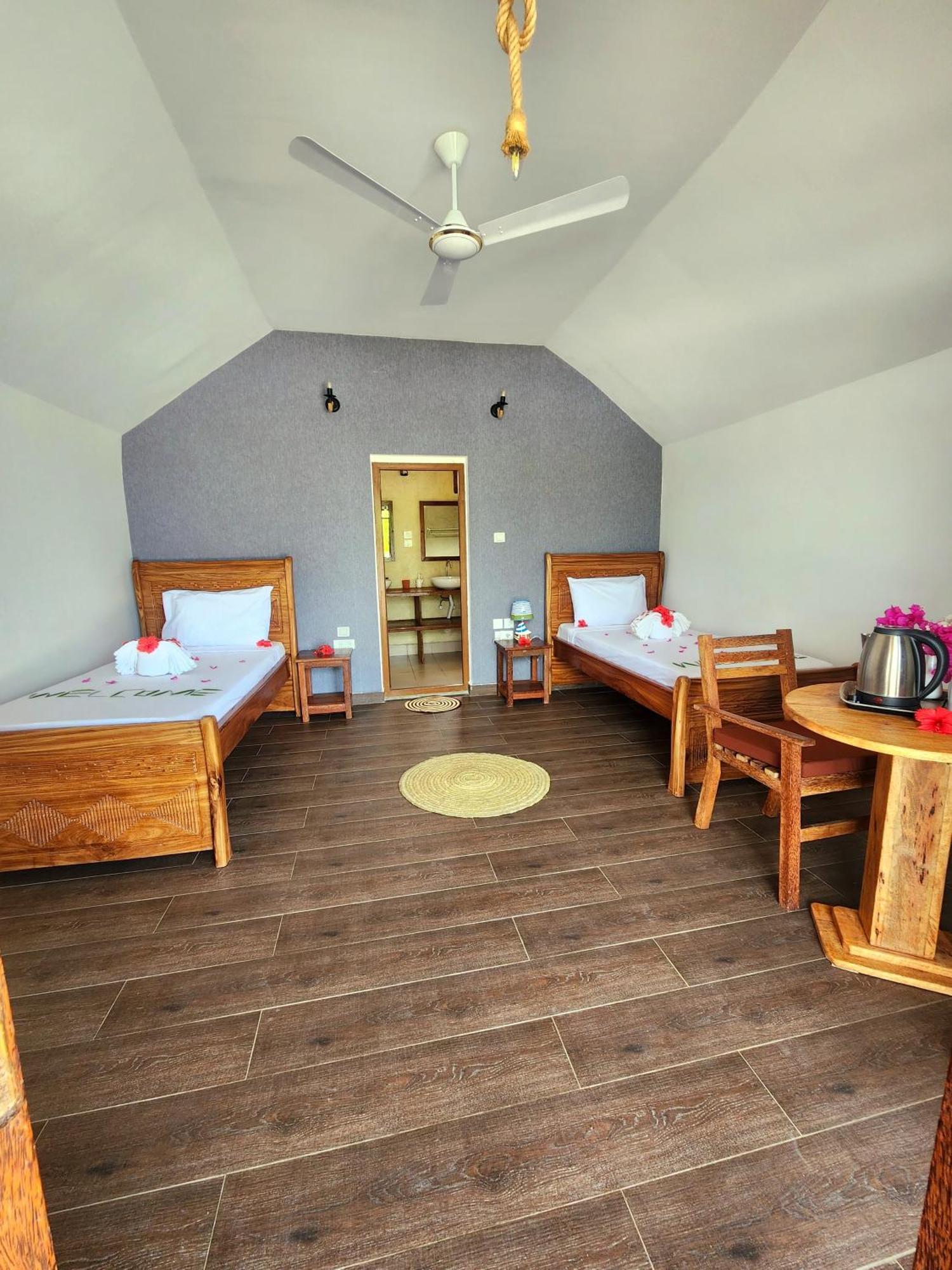 Almas Beach Boutique Hotel Makunduchi Экстерьер фото