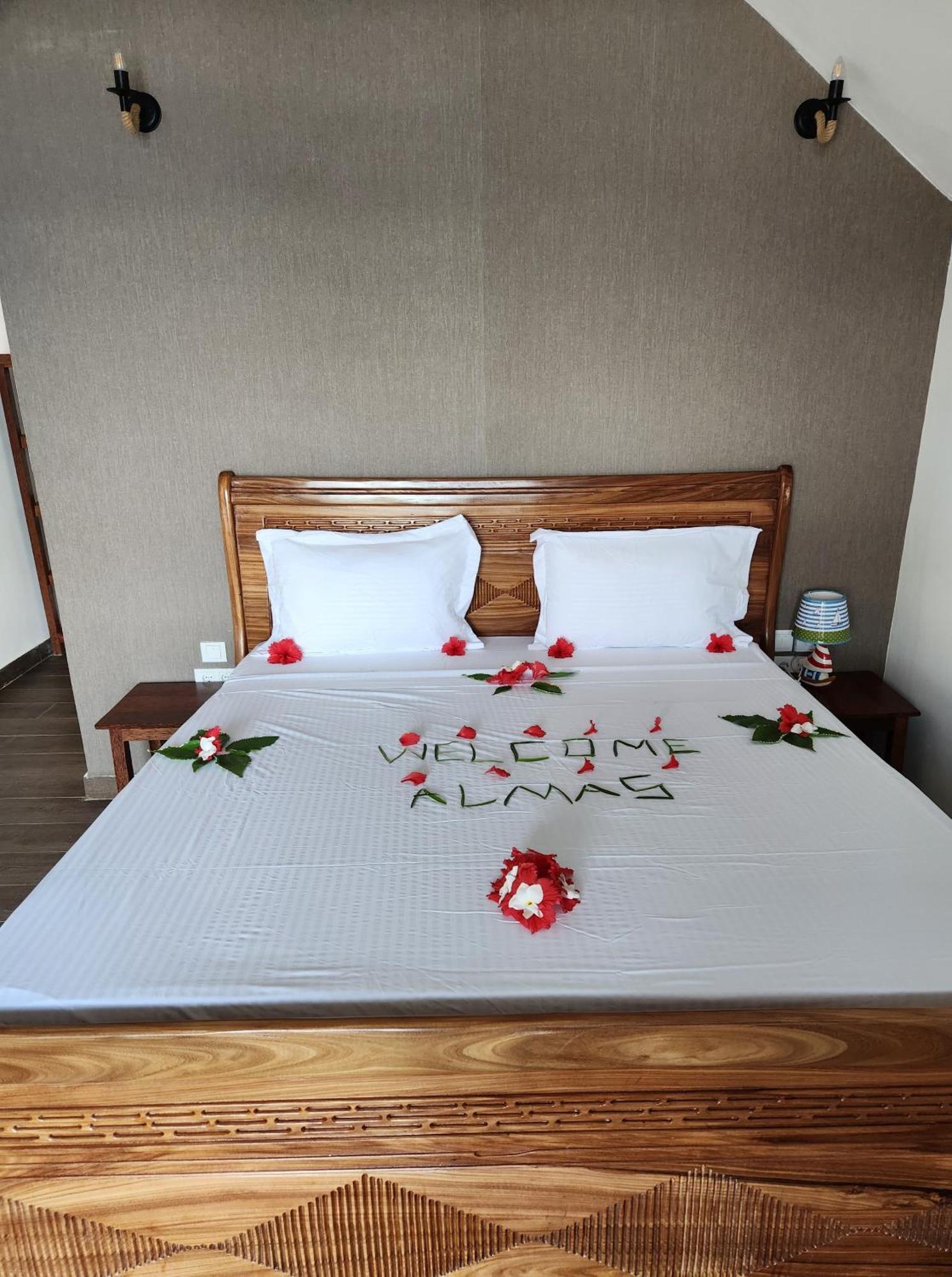 Almas Beach Boutique Hotel Makunduchi Экстерьер фото